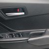 toyota c-hr 2018 CFJ1854226 image 6