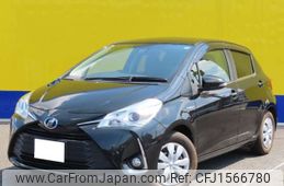 toyota vitz 2017 CFJ1566780