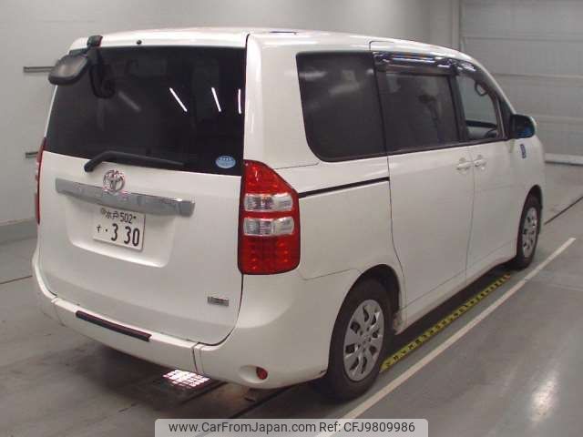 toyota noah 2013 -TOYOTA 【水戸 502ｽ 330】--Noah DBA-ZRR70Gｶｲ--ZRR70-0581504---TOYOTA 【水戸 502ｽ 330】--Noah DBA-ZRR70Gｶｲ--ZRR70-0581504- image 2