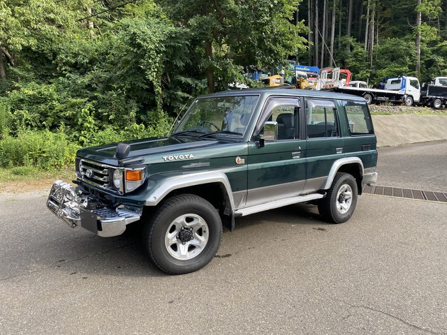 2000 Toyota Land Cruiser KG-HZJ76K 4WD - Car Price $15,281