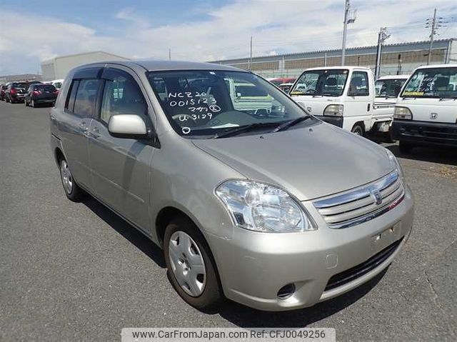 toyota raum 2003 22144 image 1