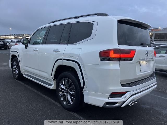 toyota land-cruiser 2023 CFJ1781549 image 2