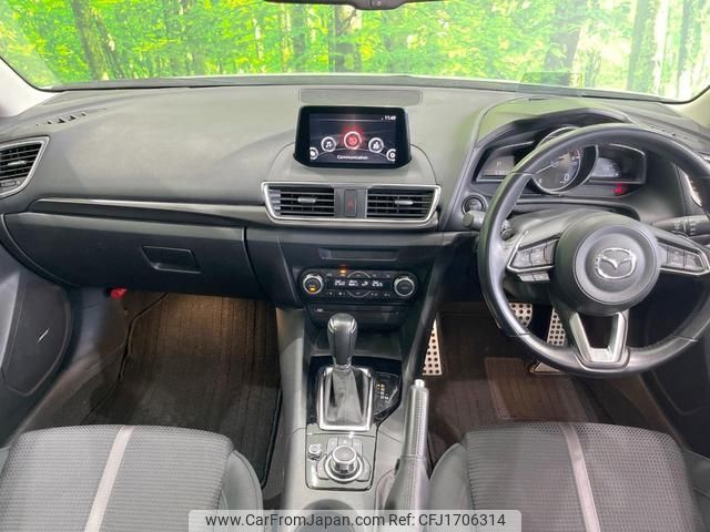 mazda axela 2018 CFJ1706314 image 2