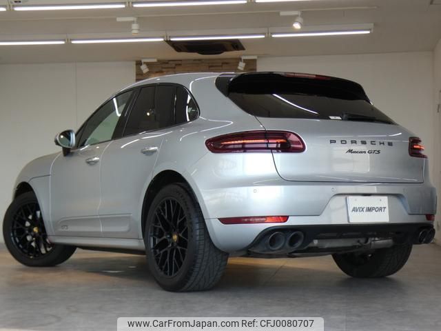 porsche macan 2017 quick_quick_J1H2_WP1ZZZ95ZJLB72638 image 2