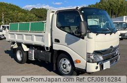 hino dutro 2024 CFJ0816284