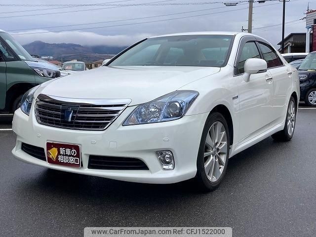toyota crown 2011 CFJ1522000 image 1