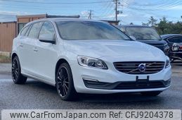 volvo v60 2016 -VOLVO--Volvo V60 FD4204T--G1301213---VOLVO--Volvo V60 FD4204T--G1301213-