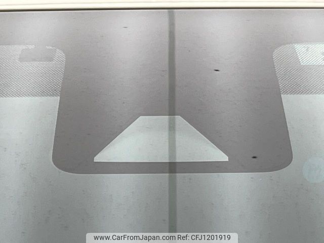 toyota aqua 2022 -TOYOTA--AQUA 6AA-MXPK11--MXPK11-2076292---TOYOTA--AQUA 6AA-MXPK11--MXPK11-2076292- image 2