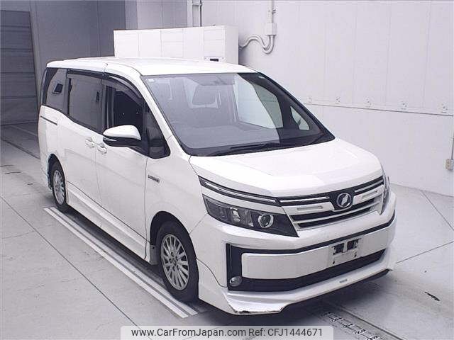 toyota voxy 2014 CFJ1444671 image 1