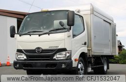 hino dutro 2017 CFJ1532047