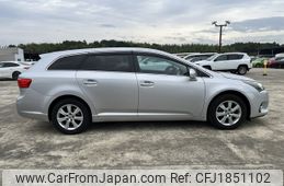 toyota avensis 2014 CFJ1851102