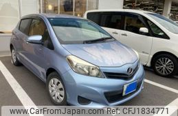 toyota vitz 2012 CFJ1834771