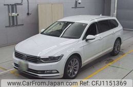 volkswagen passat-variant 2018 -VOLKSWAGEN--VW Passat Variant LDA-3CDFC--WVWZZZ3CZJE105886---VOLKSWAGEN--VW Passat Variant LDA-3CDFC--WVWZZZ3CZJE105886-
