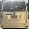 toyota voxy 2013 CFJ1553988 image 29
