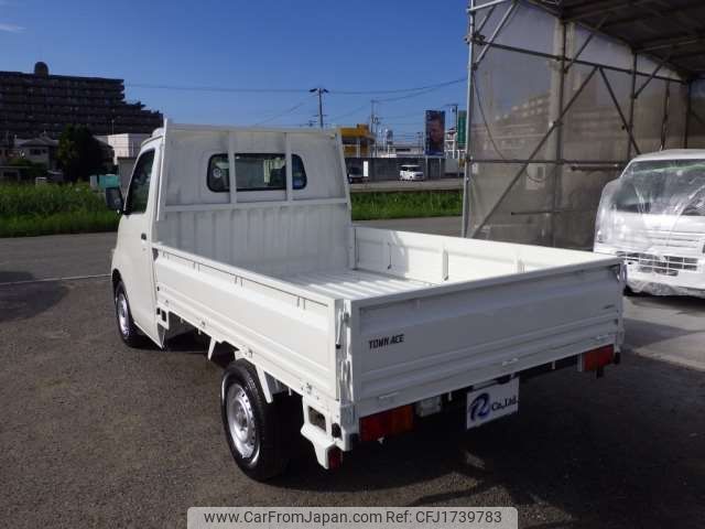 toyota townace-truck 2020 CFJ1739783 image 2