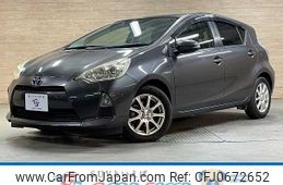 toyota aqua 2012 -TOYOTA--AQUA DAA-NHP10--NHP10-6110588---TOYOTA--AQUA DAA-NHP10--NHP10-6110588-