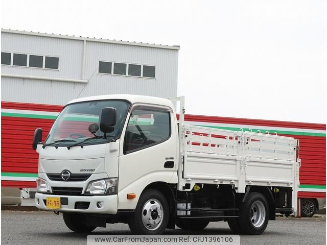 hino dutro 2016 GOO_NET_EXCHANGE_0505500A30250706W001 image 1