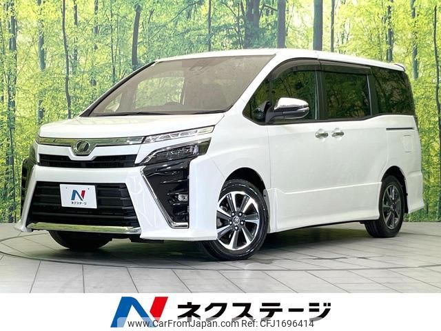 toyota voxy 2018 CFJ1696414 image 1