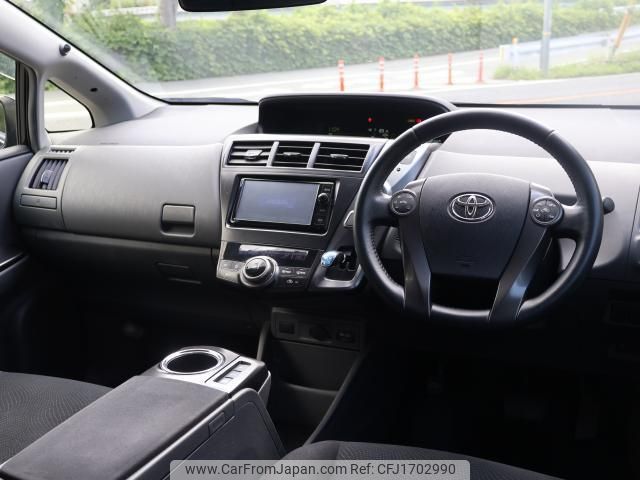 toyota prius-α 2014 CFJ1702990 image 2