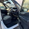 nissan serena 2020 CFJ1758006 image 9