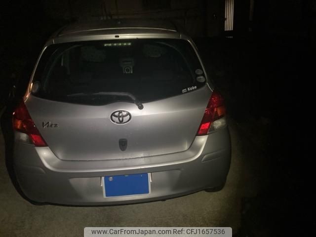 toyota vitz 2010 CFJ1657536 image 2