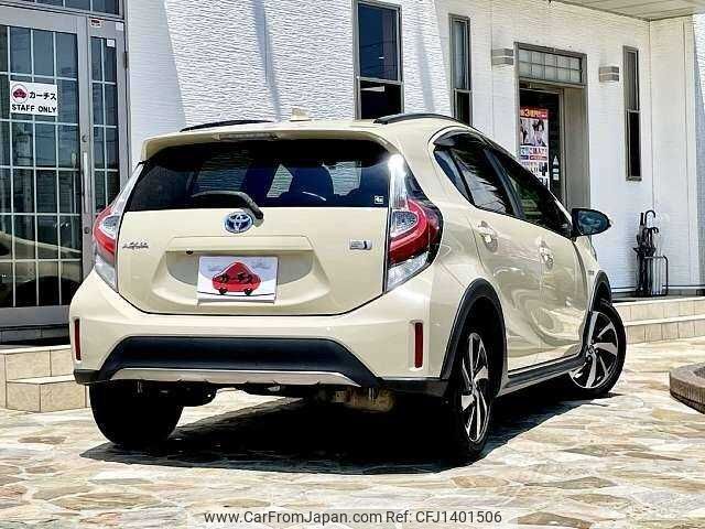 toyota aqua 2018 CFJ1401506 image 2