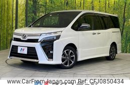 toyota voxy 2018 quick_quick_ZRR80W_ZRR80-0400128