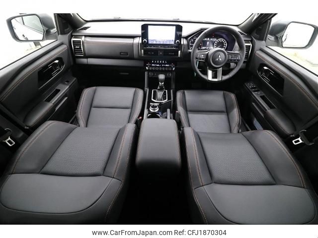 mitsubishi triton 2025 CFJ1870304 image 2