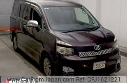 toyota voxy 2011 CFJ1621221