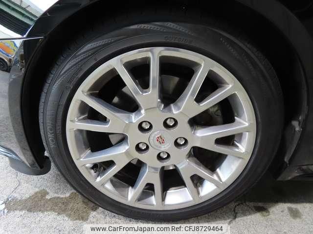 cadillac cts-sport-wagon 2010 quick_quick_ABA-X322B_1G6DZ8EVXA0145190 image 2