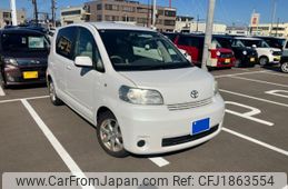 toyota porte 2012 CFJ1863554