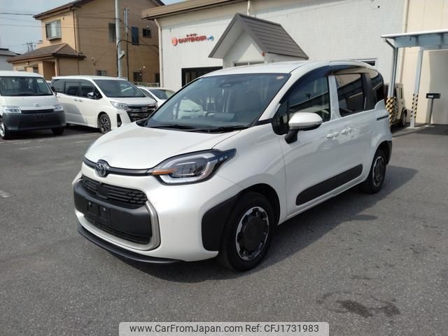 toyota sienta 2024 CFJ1731983 image 1