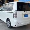 toyota voxy 2010 CFJ1839743 image 4