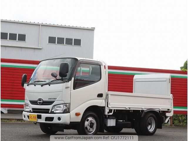 hino dutro 2018 CFJ1772111 image 1