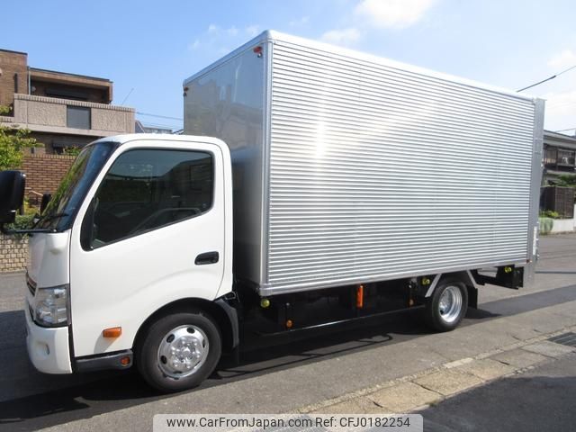 toyota dyna-truck 2014 GOO_NET_EXCHANGE_0200468A30240831W001 image 2