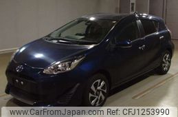 toyota aqua 2021 -TOYOTA--AQUA 6AA-NHP10--NHP10-2709642---TOYOTA--AQUA 6AA-NHP10--NHP10-2709642-