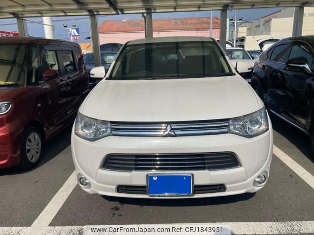 mitsubishi outlander-phev 2013 CFJ1843951 image 1