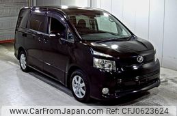 toyota voxy 2008 CFJ0623624