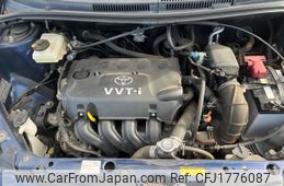 toyota ist 2002 CFJ1776087