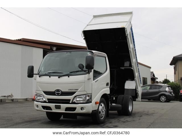 hino dutro 2018 GOO_NET_EXCHANGE_0230013A30241024W002 image 2