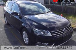 volkswagen passat-variant 2011 -VOLKSWAGEN--VW Passat Variant 3CCAX--CE089372---VOLKSWAGEN--VW Passat Variant 3CCAX--CE089372-