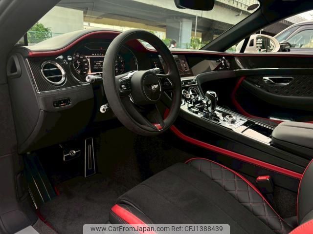 bentley continental 2025 quick_quick_BGCVA_SCBCW13S0RC015451 image 1