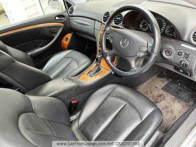 mercedes-benz clk-class 2002 504928-927592 image 1