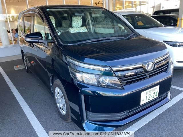 toyota voxy 2015 CFJ1833879 image 1