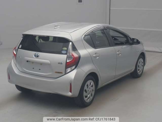 toyota aqua 2018 CFJ1761843 image 2