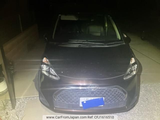 toyota sienta 2021 CFJ1616510 image 1