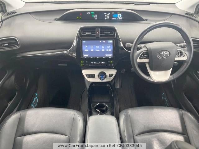 toyota prius 2018 -TOYOTA--Prius DAA-ZVW55--ZVW55-8064573---TOYOTA--Prius DAA-ZVW55--ZVW55-8064573- image 2