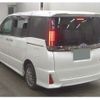 toyota noah 2020 quick_quick_6AA-ZWR80W_0474111 image 5