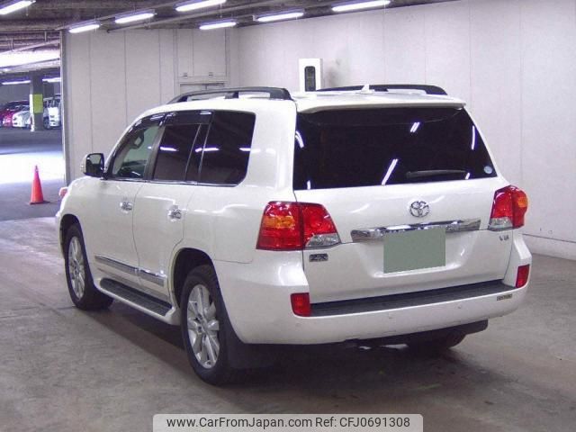 toyota land-cruiser 2015 quick_quick_CBA-URJ202W_URJ202-4098673 image 2