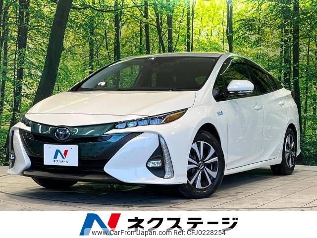 toyota prius-phv 2018 -TOYOTA--Prius PHV DLA-ZVW52--ZVW52-3069536---TOYOTA--Prius PHV DLA-ZVW52--ZVW52-3069536- image 1